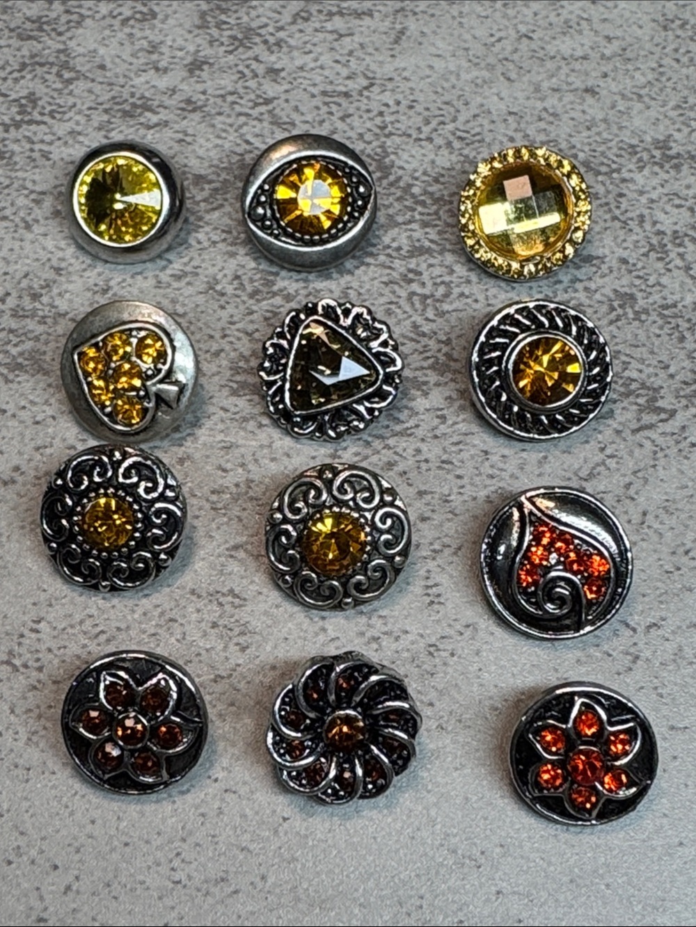 Lot of 12: 12mm Yellow and Orange Snap Button Jewelry Set